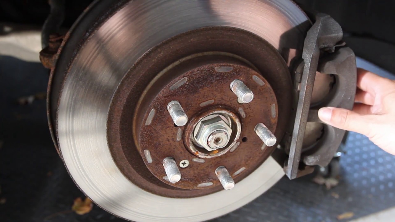 刹车片刹车盘的更换，全套工作包括润滑