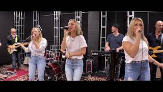 Video voorbeeld van "'Upside Down' (DIANA ROSS) Cover by The HSCC"