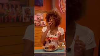 #short Hooter’s Chicken Wings #shorts