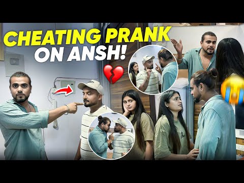 Boyfriend Ke Saath Pakdi Gayi 😳 | Prank On Ansh