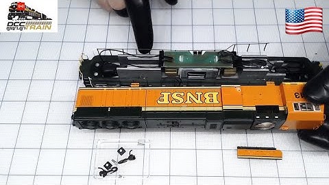 DCC decoder installation Athearn Genesis BNSF SD-75M Part 1