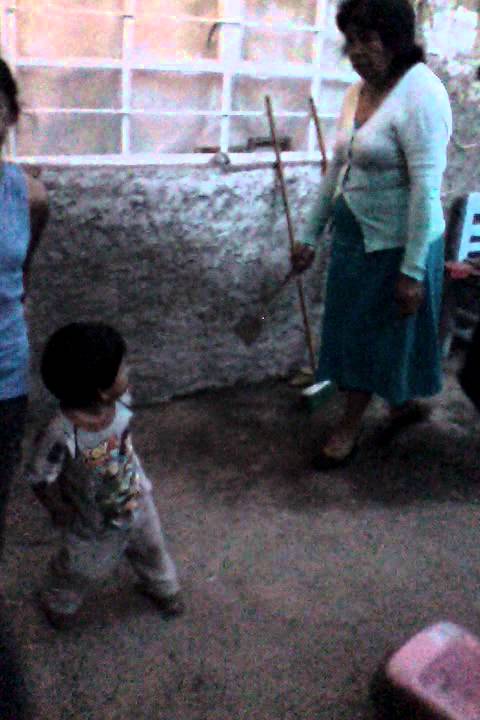 Orale por portarse mal