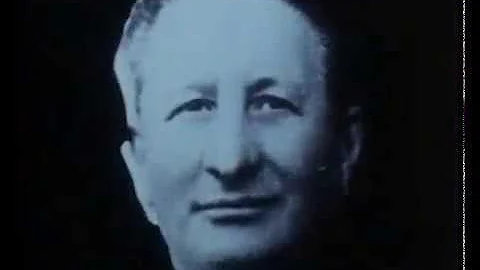 Mobsters - The True Story Of The Mafia-  Part 1 - All in the Family