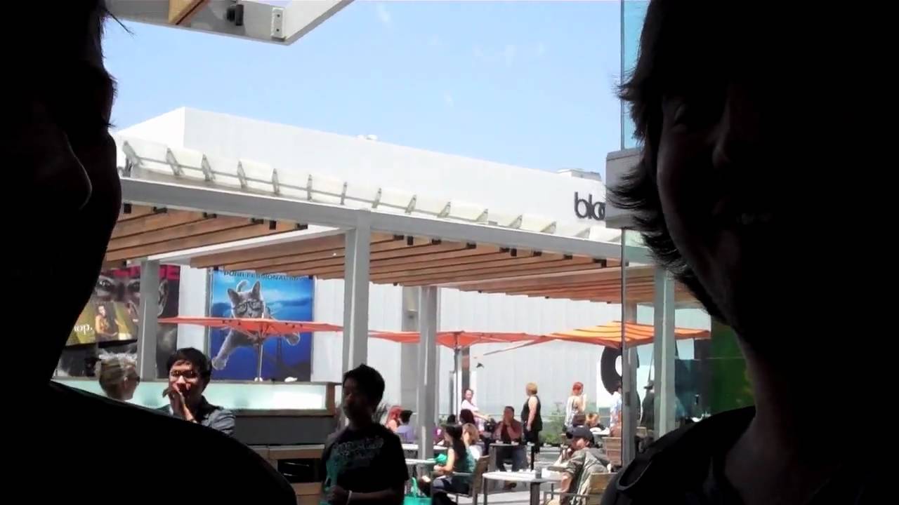 ViralPrints meets Peter Coffin at VidCon 2010