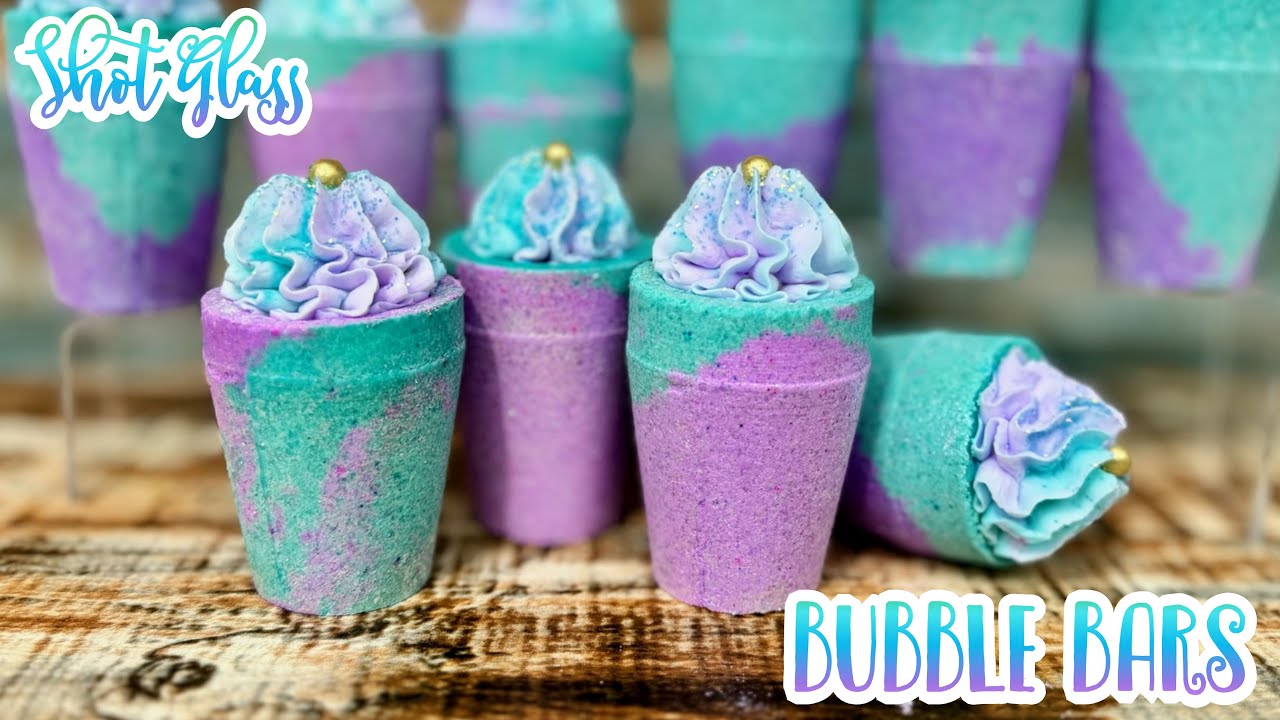 Усердная вечеринка с порциями пузырькового батончика и глазурью для пузырьковой ванны!