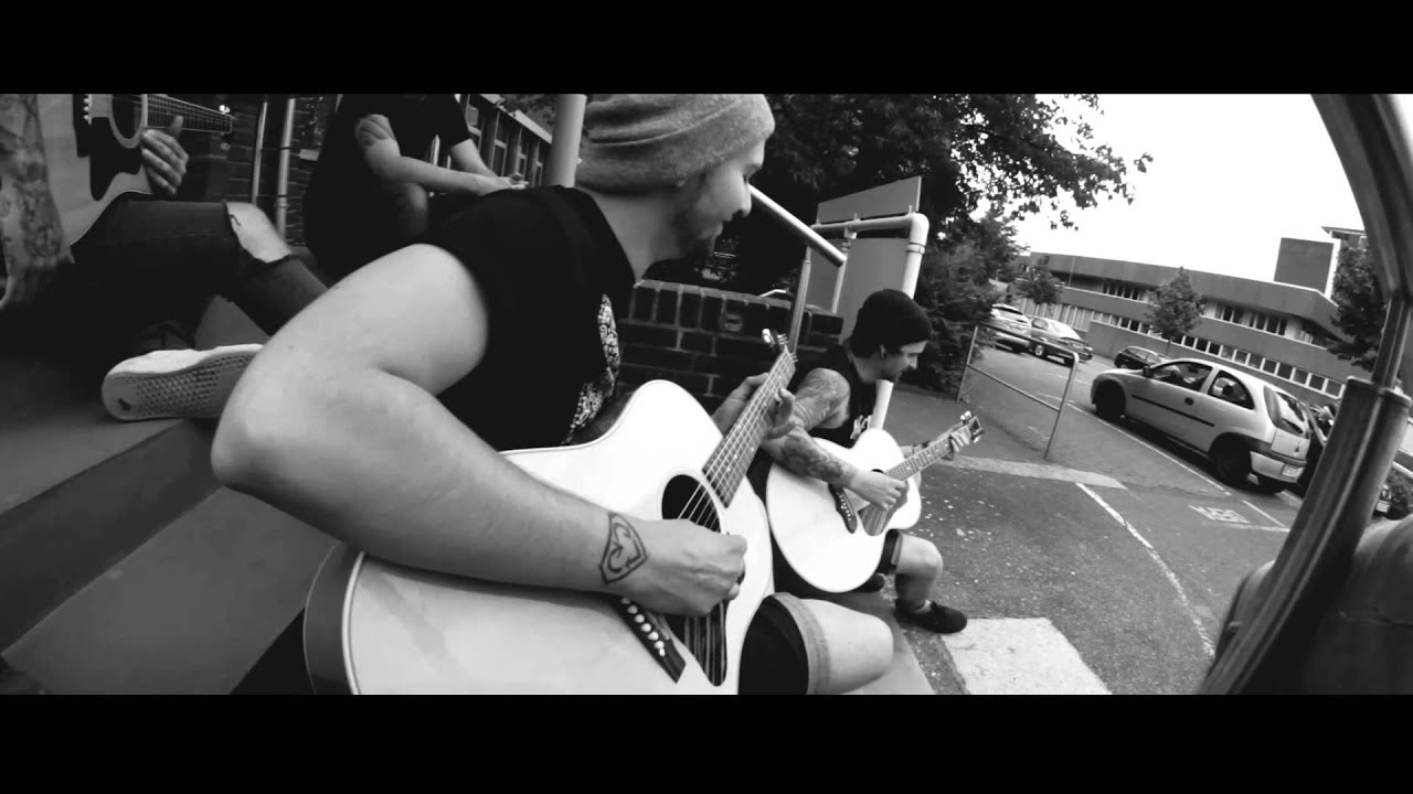 MARATHONMANN - Wir Sind Immer Noch Hier (OFFICIAL VIDEO)