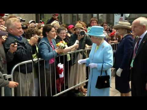 Queen Elizabeth II visits Canada, Royal Tour 2010 ...