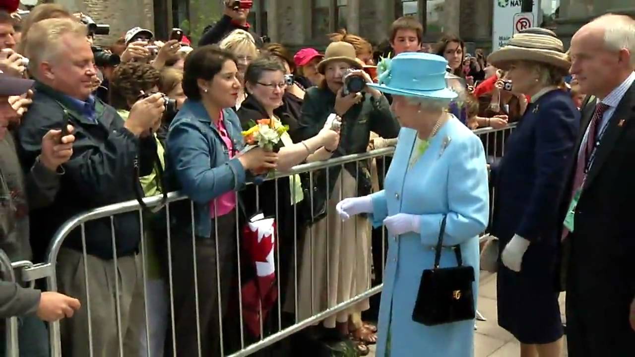 Queen Elizabeth II visits Canada, Royal Tour 2010 - Day 3 - YouTube