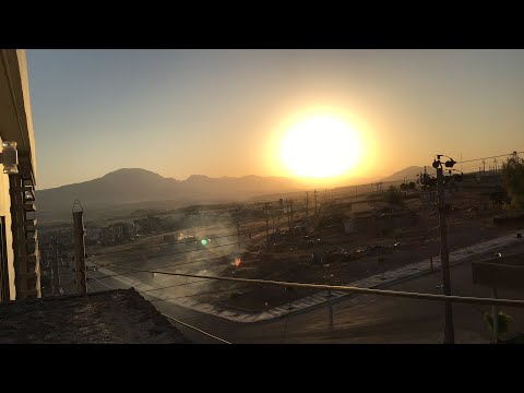 رەنگە رۆمانسیەکەی ئاسمان کاتی خۆرئاوا بوون