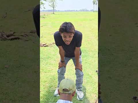 दम है तो हंसी रोककर दिखाओ #shortvideo #viral #comedy