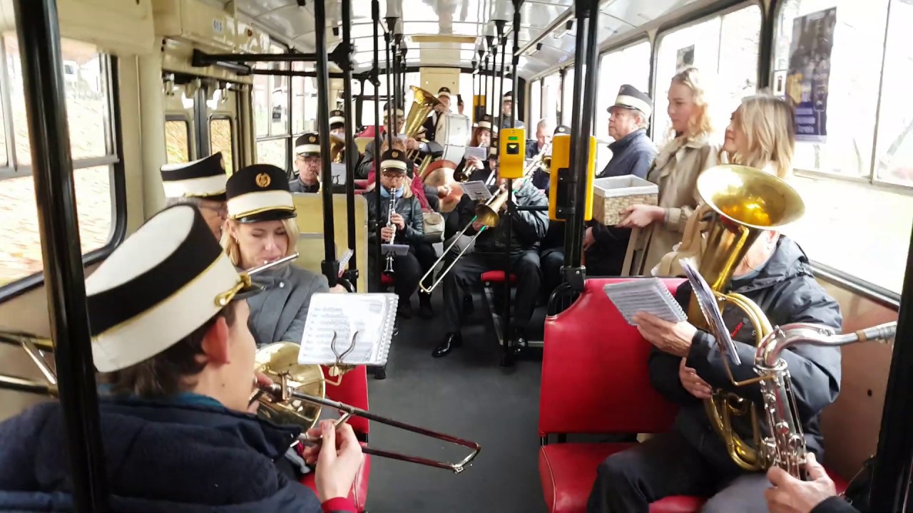 Wesoły  autobus MZK Toruń (Jelcz 120MM/1 #413)