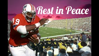 Sam Cunningham, a former fullback star for USC and the New England Patriots, passed away at 71. RIP