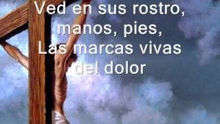 La cruz excelsa al contemplar...Himno con letra