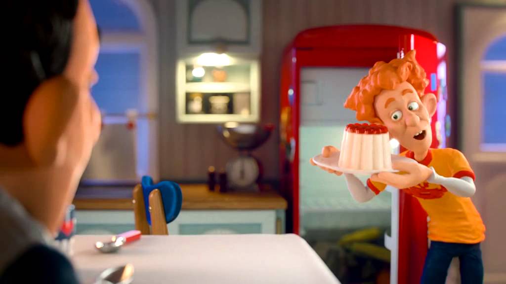Mona Commercial 2015 Wereldtoetje Panna Cotta met aardbeiensaus