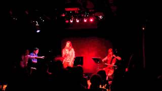 Hannah Elless Singing Perfect