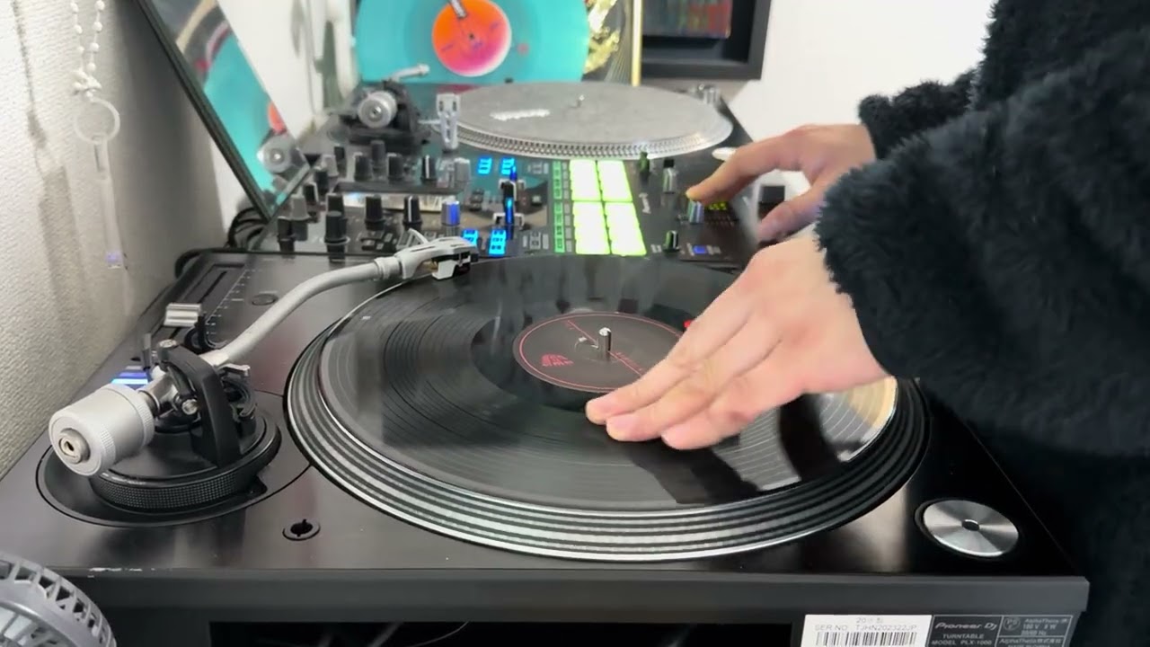 Bogus Noise / Circuit bent : Mix Me DJ - YouTube