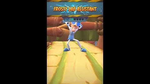 Crash On The Run- Defeat Frosty Lab Assistant (Gameplay)