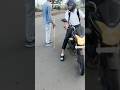Road pe bina uniform me RTO ne chalan kiya