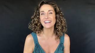 Melina Kanakaredes  | Hellenic Foundation's 2020 Annual Grant Awards Wealth