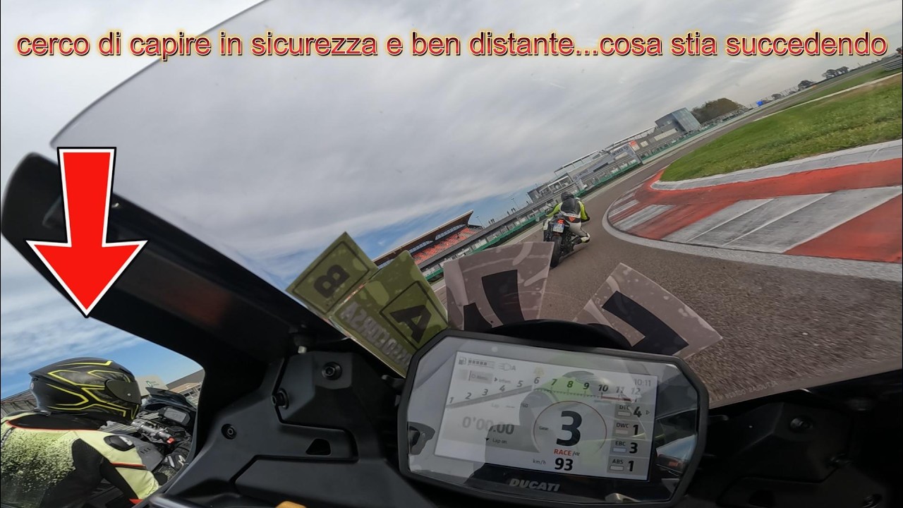 Panigale V2 2025 STOCK al Cremona Circuit Neofiti tra manovre pericolose e caos in pista (Onboard)