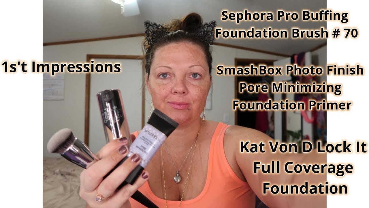 First Impressions On Smashbox Primer, Kat von D Lock it foundation