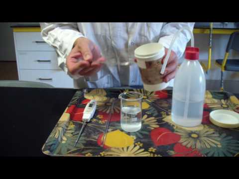 Videó: Az ammónium-nitrát alkoholban oldódik?