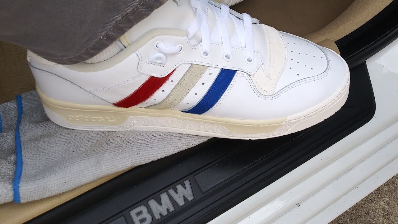 rivalry low on feet