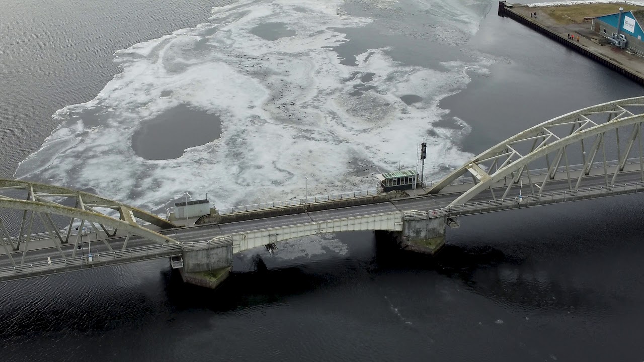 Vilsundbroen, Sallingsundbroen, Aggersundbroen, Kronprins Frederiks Bro og Kronprinsesse Marys Bro.