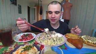 видео: МУКБАНГ АСМР ЛАПША / ГОРБУША / САЛАТ / ПИЦЦА / РАССТЕГАЙ / ПИРОГ С РЫБОЙ / СОУС/ EATING ASMR Mukbang картинка: МУКБАНГ АСМР ЛАПША / ГОРБУША / САЛАТ / ПИЦЦА / РАССТЕГАЙ / ПИРОГ С РЫБОЙ / СОУС/ EATING ASMR Mukbang