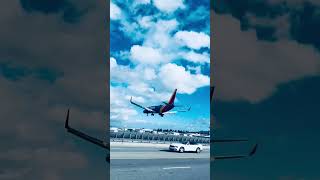 PLANE LANDING / LOS ANGELES / BURBANK /2023 YEAR #losangeles #burbank #planelanding