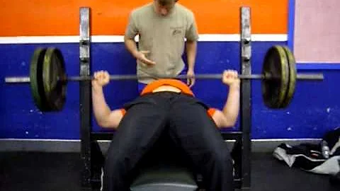 Strongest bench press ever!!
