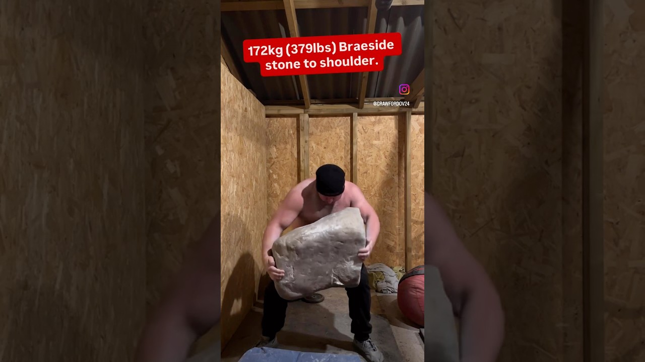 172 кг (379 фунтов) камень из Брейсайда на плечо. @CERBERUSStrength 