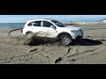 Chevrolet Captiva drift in sand