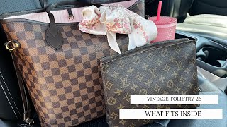VINTAGE LOUIS VUITTON TOILETRY 26 | WHAT FITS INSIDE?
Hey there! I recently picked up the Louis Vuitton Toiletry 26 from eBay and thought I would share with yall what fits in there as a tech pouch. Ive since been using it for travel and its prefect for having all my tech bits and bobs in one place!
Morning Mindset: https://www.monnibee.com/morning-mindset-freebie
Blog: http://monnibee.blog
Shop Our Planners! http://monnibee.com
-
Get up to $40 FREE with qualifying purchases through Rakuten https://www.rakuten.com/r/MONICA20587...
-
Shop-able links Toiletrys on Fashionphile: https://shopstyle.it/l/bPxJR
Camera Details
Photography: Sony a7II https://amzn.to/3LwzquN
Video: Sony 6500 https://amzn.to/3Uoa8mJ
Vlogging: Sony ZV-1 https://amzn.to/3R3goNM
Some links listed above are affiliate links. They are placed for your connivence. If you choose to use them, I earn a small commission I use to support my blog!
#louisvuitton #louisvuittonbag #toiletrybag #toiletry26 #handbags #wimb VINTAGE LOUIS VUITTON TOILETRY 26 | WHAT FITS INSIDE?
