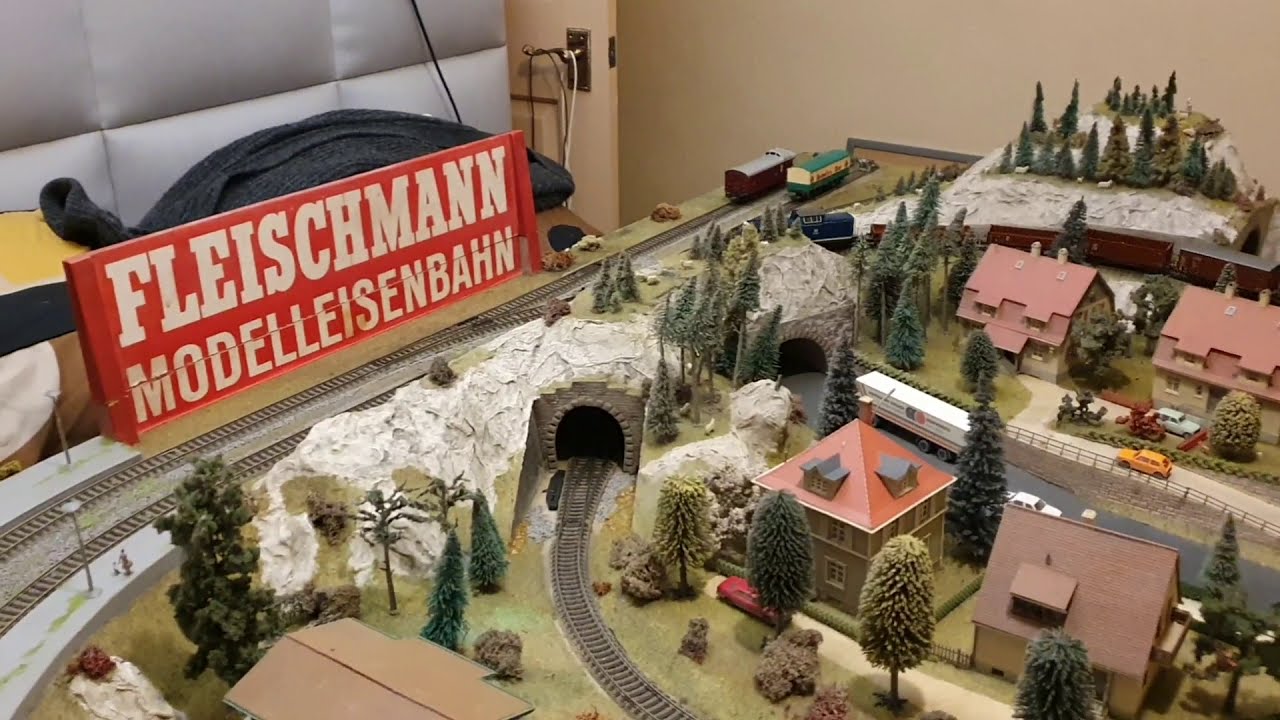 DB 212 on local Guterzug service with sound effects by Zara & Haku