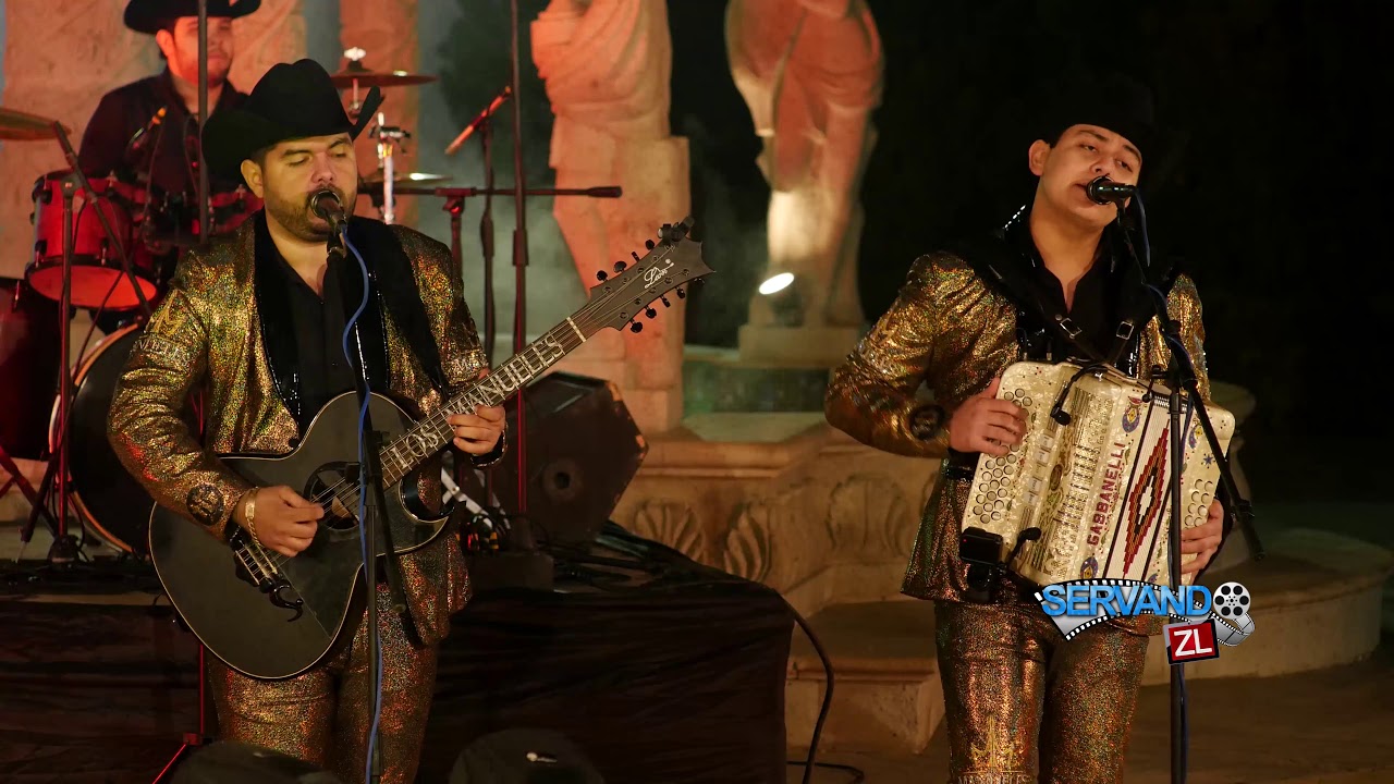 Los Manueles - Arriba De 100 (En Vivo 2019)