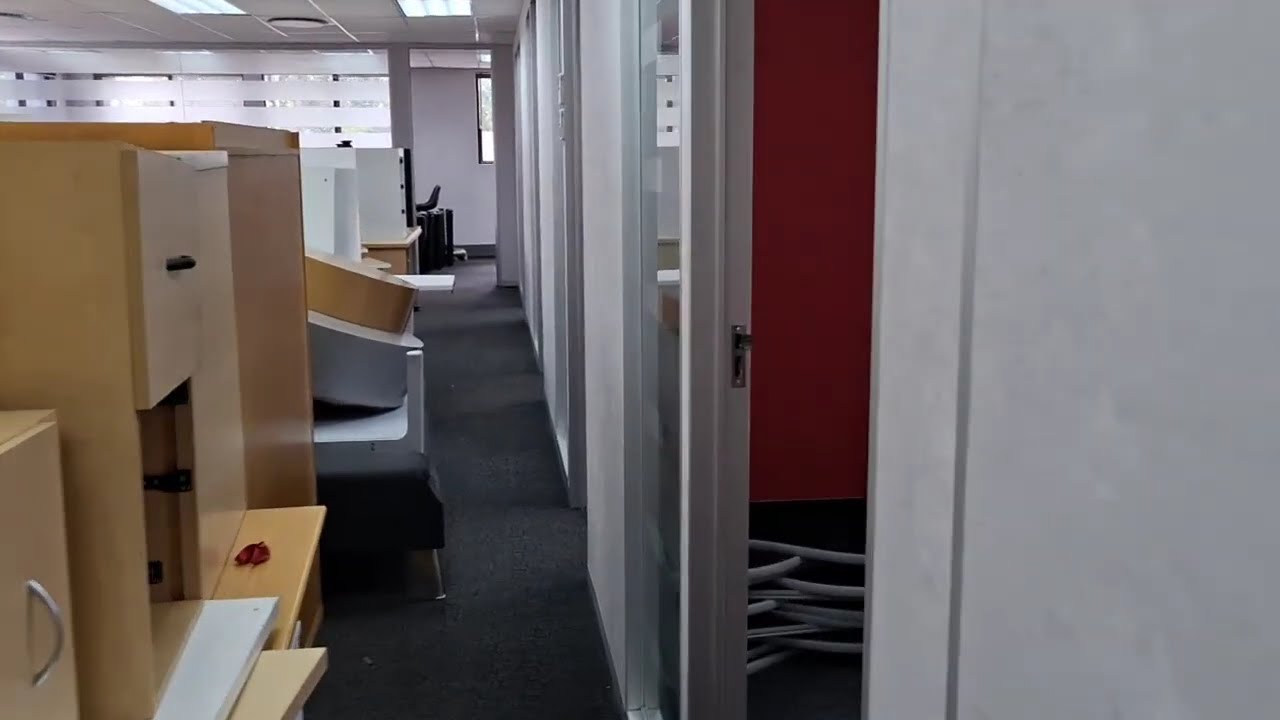 70 Regency Dr, Route 21 Business Park (1200 m²)