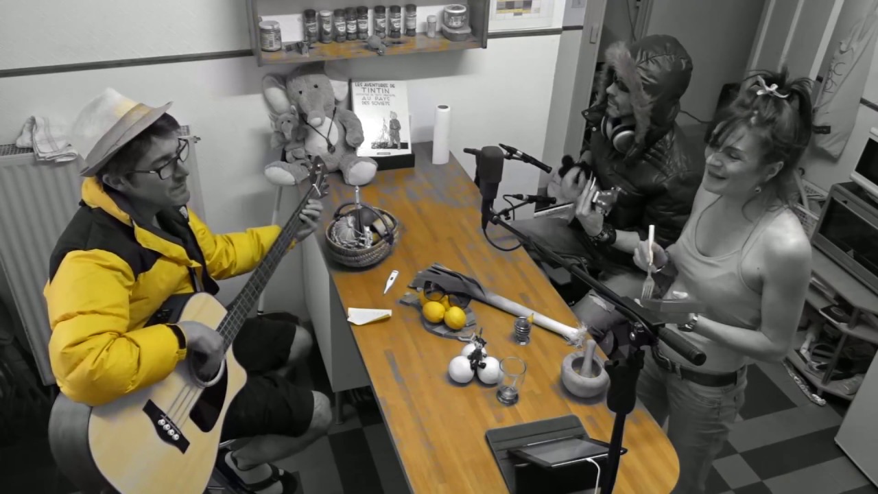 Girls and boys Blur (acoustic cover by Ménage à 3) YouTube