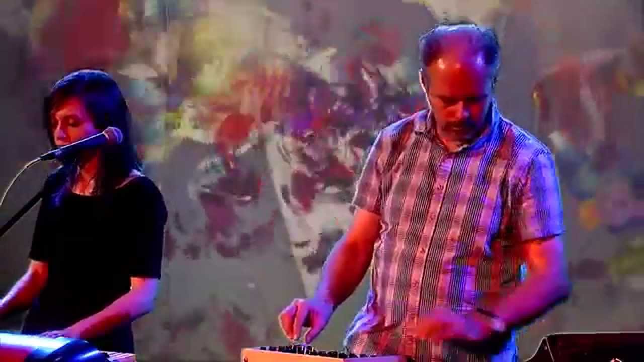 Powder Clown and the Unbelievables - Field Effect (HD)