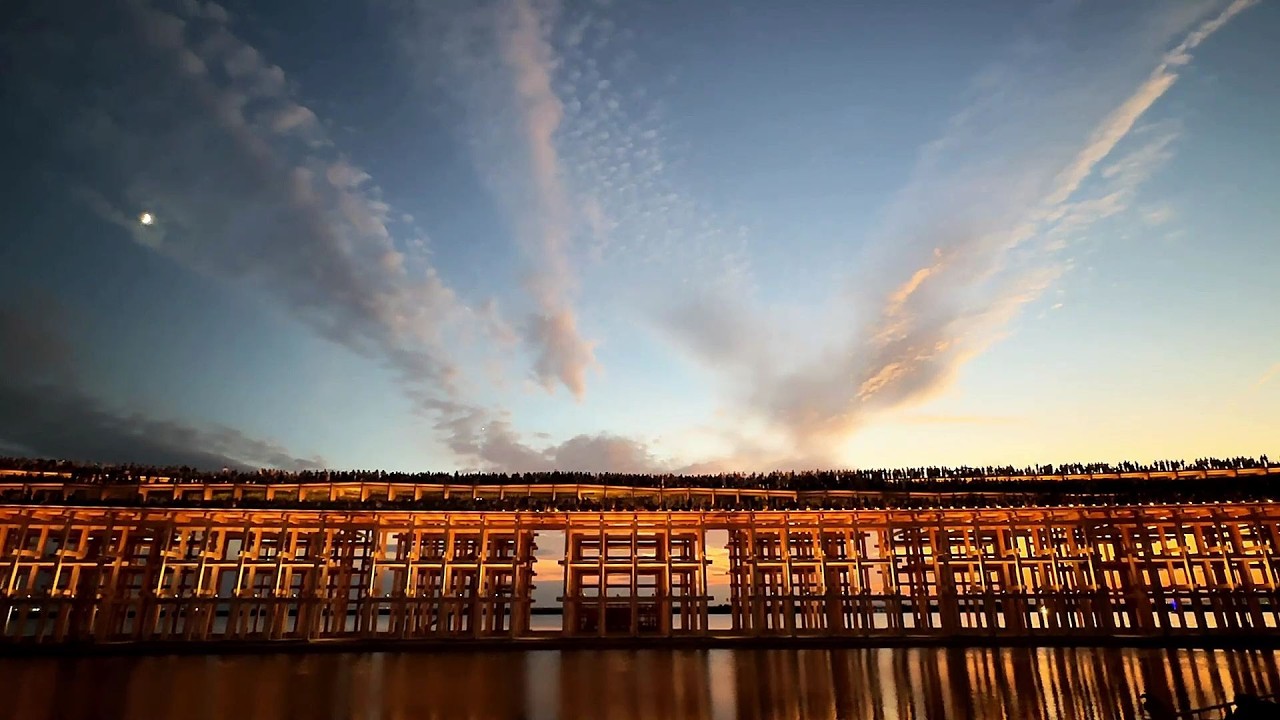 大阪・関西万博　夜の大屋根リング　Grand Ring at night, EXPO 2025 Osaka, Kansai, Japan　(2025.9~10)
