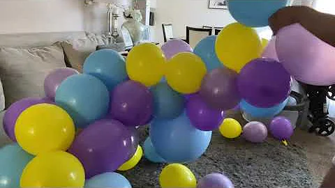 Balloon garland tutorial