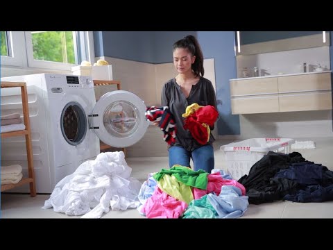 Video: Lavatrici Colorate: Lavatrici Nere, Rosse E Beige, Argento E Marroni, Blu E Bianche