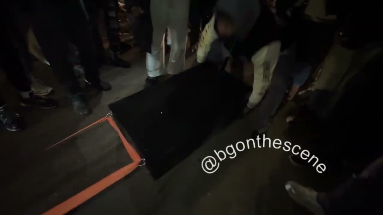 Anti-ICE Protesters Rip Safe Box From Vehicle Near Second Shooting in Minneapolis