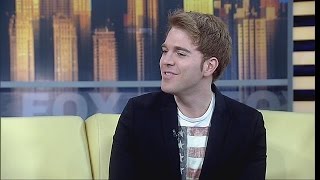 Shane dawson is a social media star who made his mark with series of
funny videos. "i was fat kid. i like 400 lbs. lost couple
hundred......