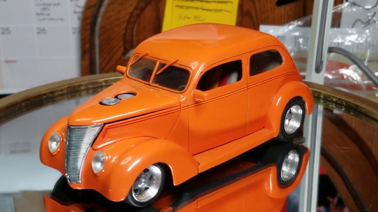 Throwback Thursday / Monogram 37 Ford - YouTube