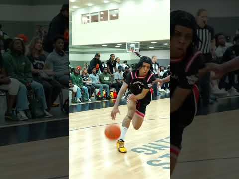 The Jaeden Roberts Show … 😈 #basketball #fyp #boston