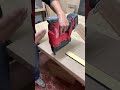 Tip de carpintería (uso de la clavadora neumática)