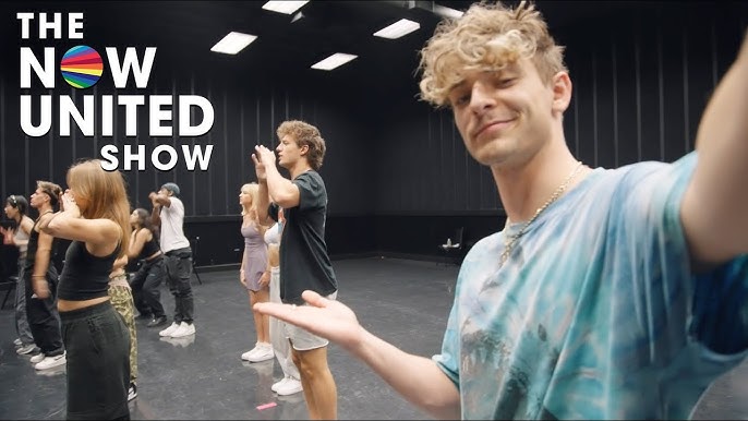 BreakTudo on X: Now United lança Dance Video oficial para Paradise com  participação de Unitters e vídeo supera 125 mil visualizações no  em  menos de 10 minutos. O grupo já possui