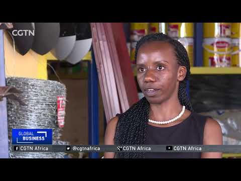 Business woman creates online shopping platform for hardware