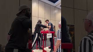 Kouassi vs Vincent Langevin           #armwrestler #armwrestling #motivation #devonlarrat
